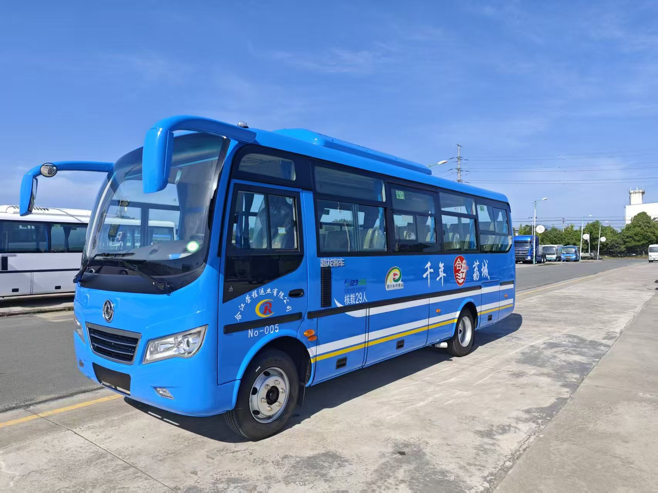 DONGFENG CNG 30 seats - Coach: picture 1 DONGFENG CNG 30 seats - Coach: picture 1