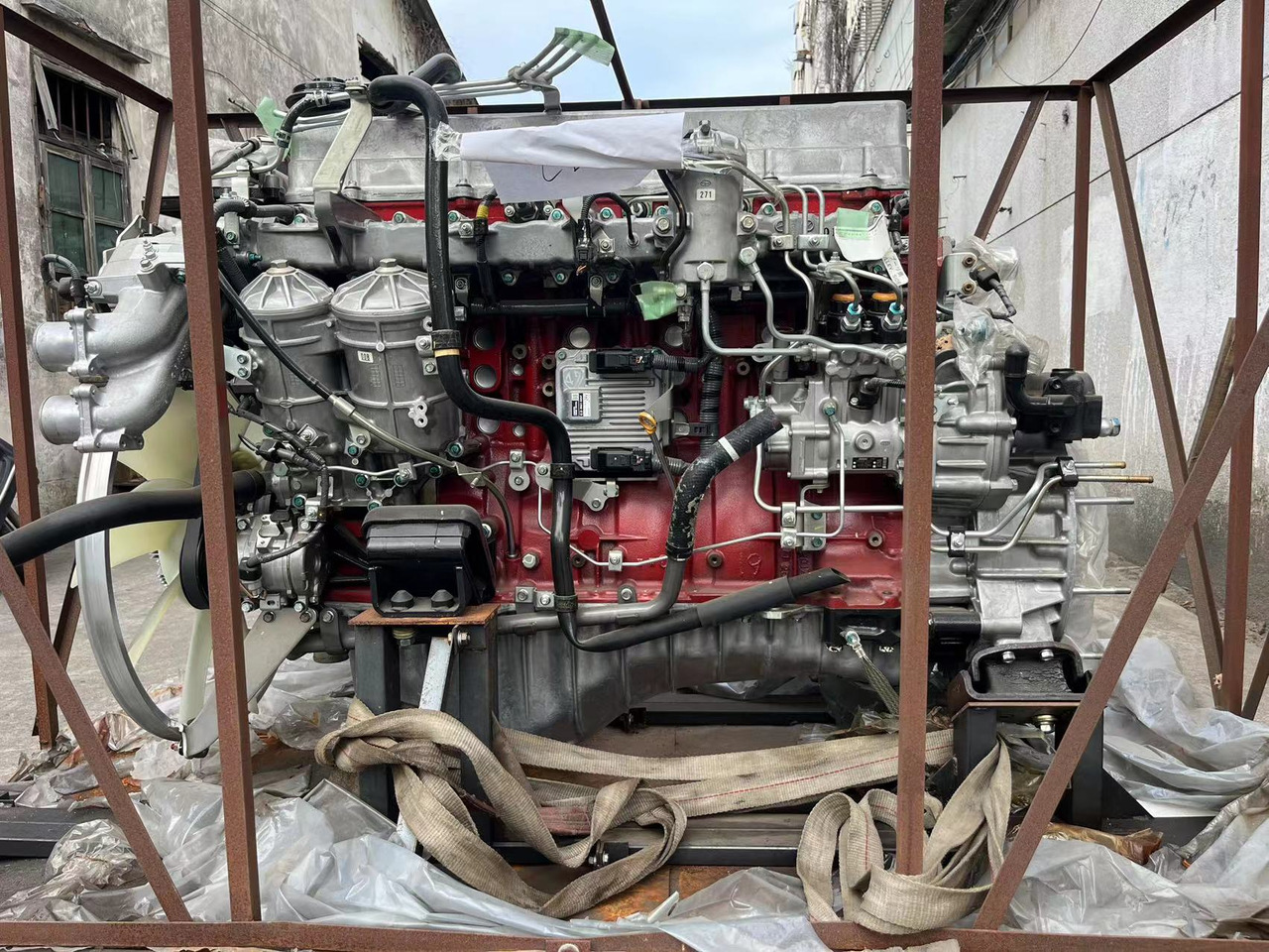 HINO E13C - Engine for Tipper: picture 1 HINO E13C - Engine for Tipper: picture 1