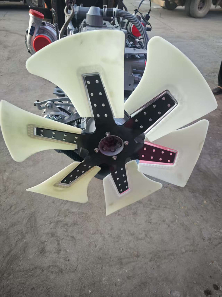 ISUZU 6HK1 - Engine for Excavator: picture 3 ISUZU 6HK1 - Engine for Excavator: picture 3