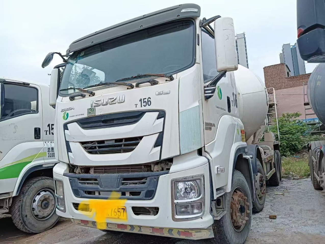 ISUZU ISUZU T156 15 cubic meter mixing tank - Cement mixer: picture 1 ISUZU ISUZU T156 15 cubic meter mixing tank - Cement mixer: picture 1