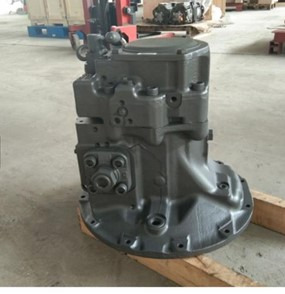 KOMATSU 708-1L-00070 - Hydraulic pump for Excavator: picture 1 KOMATSU 708-1L-00070 - Hydraulic pump for Excavator: picture 1