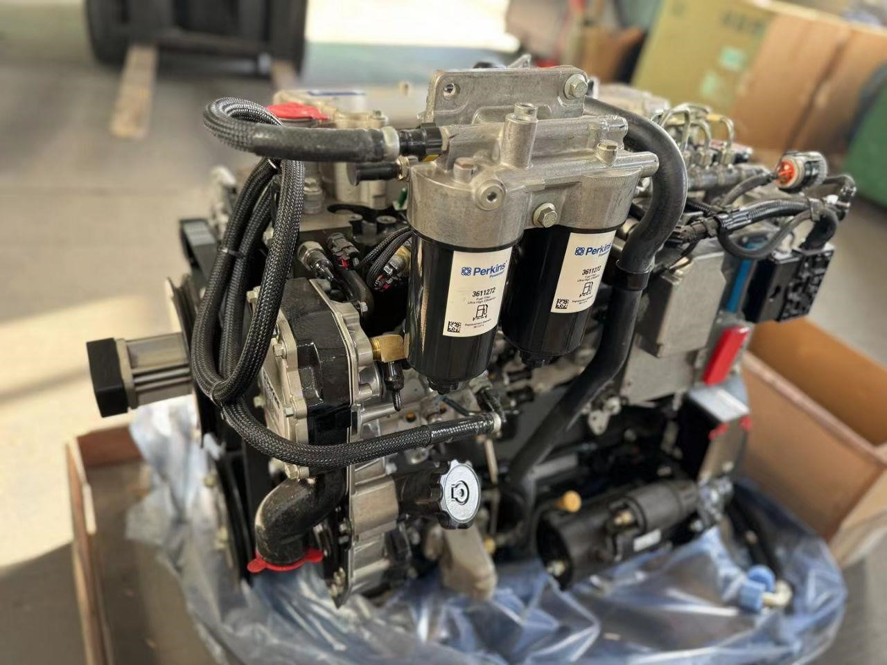 PERKINS 1104D-44TA - Engine for Excavator: picture 3 PERKINS 1104D-44TA - Engine for Excavator: picture 3