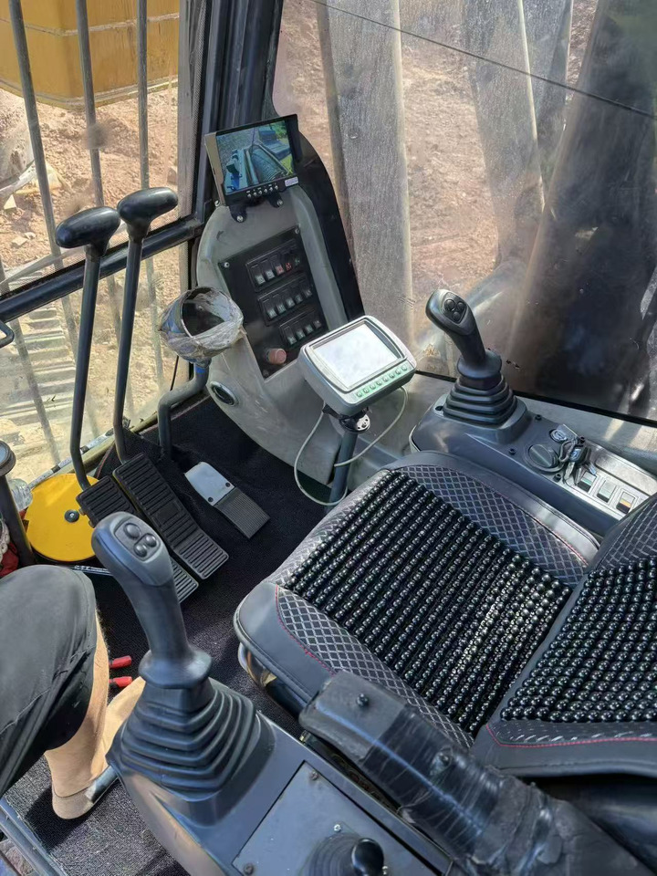 XCMG XCMG XR280D - Crane truck: picture 2 XCMG XCMG XR280D - Crane truck: picture 2