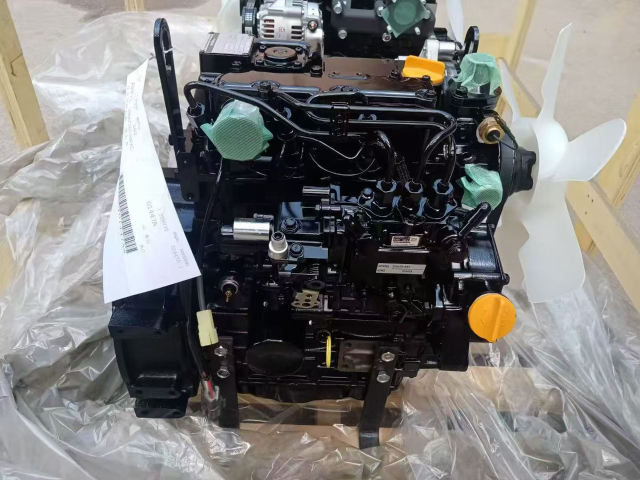 YANMAR 3TNV70 - Engine for Excavator: picture 5 YANMAR 3TNV70 - Engine for Excavator: picture 5