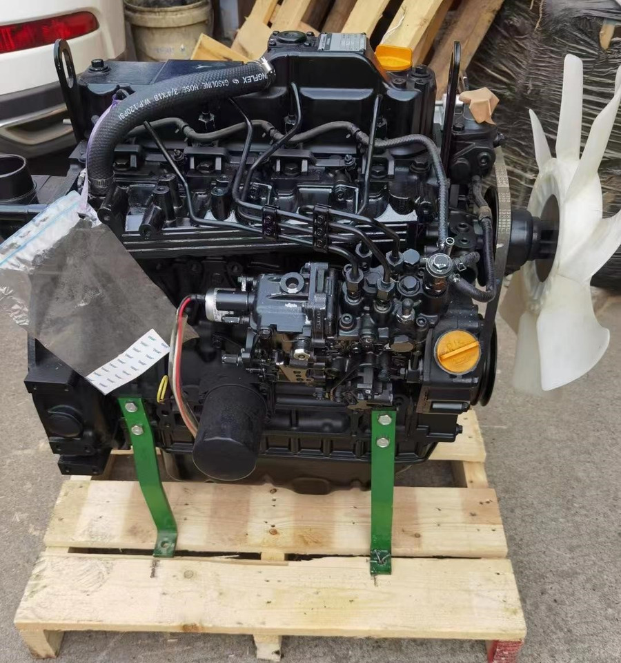 YANMAR 4TNV88 - Engine for Excavator: picture 1 YANMAR 4TNV88 - Engine for Excavator: picture 1