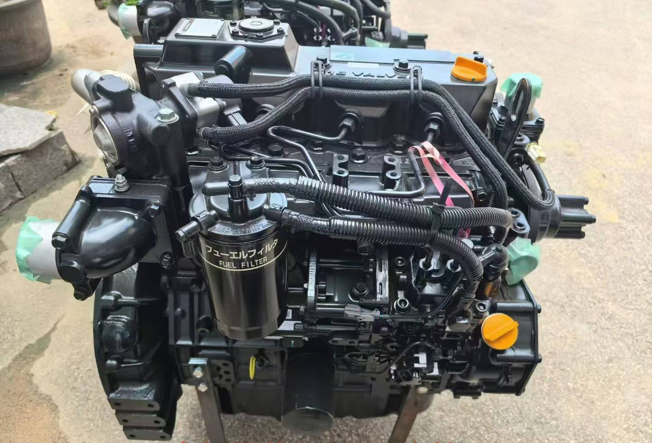 YANMAR 4TNV98 - Engine for Excavator: picture 4 YANMAR 4TNV98 - Engine for Excavator: picture 4