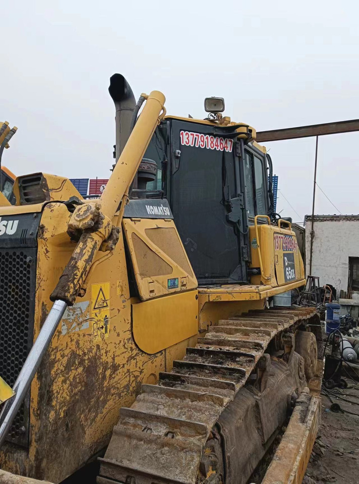 BULLDOZER Used Komatsu Bulldozer D65ex Strong Power Komatsu D65ex Track Dozer for Sale - Bulldozer: picture 3 BULLDOZER Used Komatsu Bulldozer D65ex Strong Power Komatsu D65ex Track Dozer for Sale - Bulldozer: picture 3