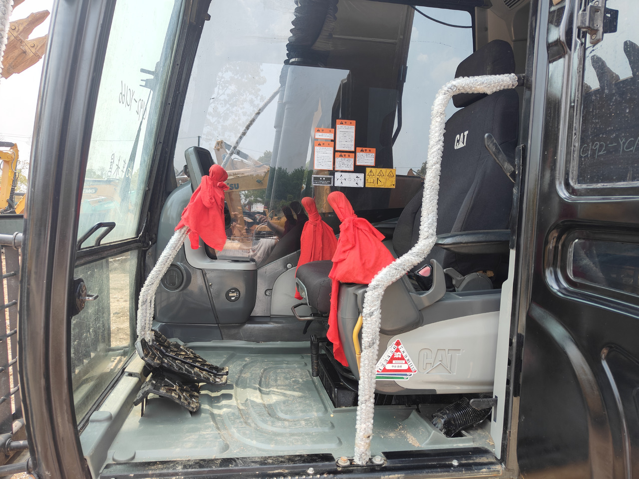 CATERPILLAR Used Excavator 312D CAT High Quality - Crawler excavator: picture 4 CATERPILLAR Used Excavator 312D CAT High Quality - Crawler excavator: picture 4