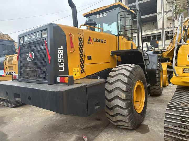 China Famous Brand SDLG Used SDLG 958L Wheel Loader Running Working Condition Low Price for Sale - Wheel loader: picture 5 China Famous Brand SDLG Used SDLG 958L Wheel Loader Running Working Condition Low Price for Sale - Wheel loader: picture 5