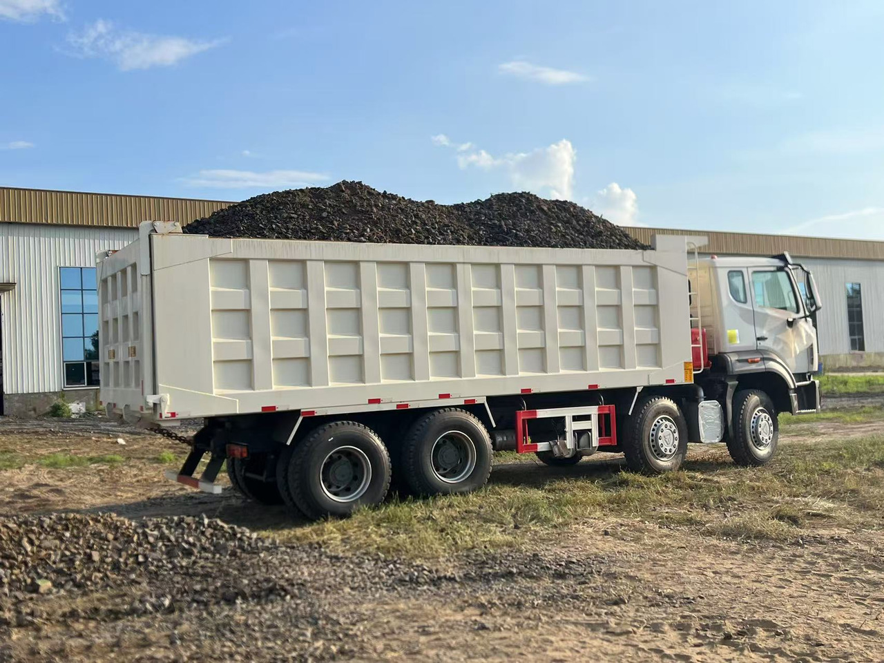HOWO Used Dump Truck8*4 6*4 - Tipper: picture 5 HOWO Used Dump Truck8*4 6*4 - Tipper: picture 5
