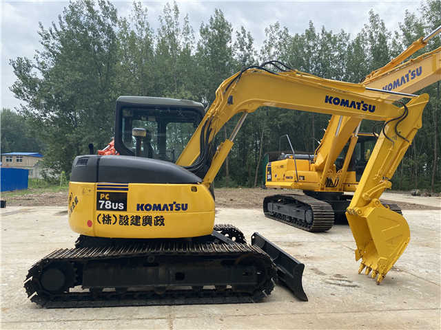 High Quality Used Crawler Excavator komatsu Pc78 Pc128 Pc138 Pc200-8 Pc220-8 Pc240-8 Excavator - Crawler excavator: picture 3 High Quality Used Crawler Excavator komatsu Pc78 Pc128 Pc138 Pc200-8 Pc220-8 Pc240-8 Excavator - Crawler excavator: picture 3