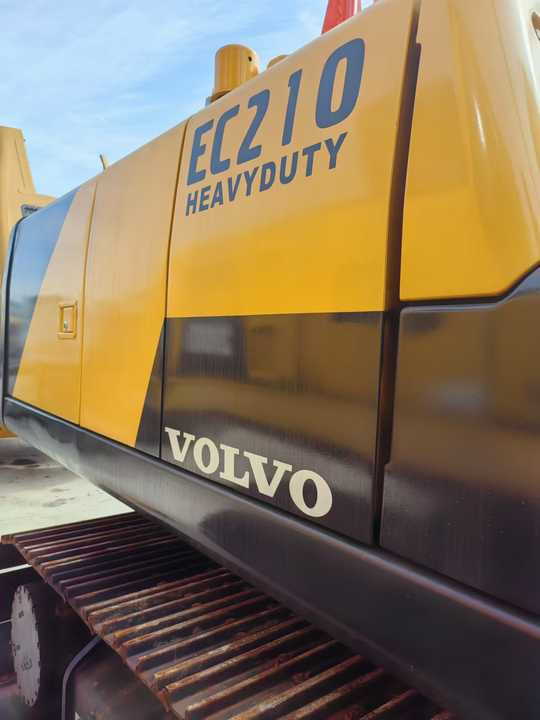 Hot Selling volvo Brand Ec210 20tons Excavator in Stock Used Korea Brand volvo Ec210 240 290 Excavator for Sale - Crawler excavator: picture 4 Hot Selling volvo Brand Ec210 20tons Excavator in Stock Used Korea Brand volvo Ec210 240 290 Excavator for Sale - Crawler excavator: picture 4