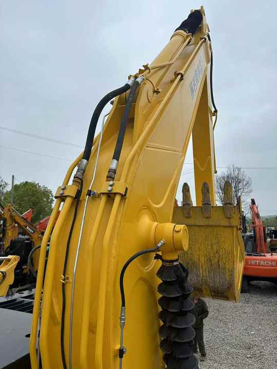 Komatsu PC130 7 Used Excavator Low Hours Well Maintained Construction Mining Equipment - Crawler excavator: picture 4 Komatsu PC130 7 Used Excavator Low Hours Well Maintained Construction Mining Equipment - Crawler excavator: picture 4