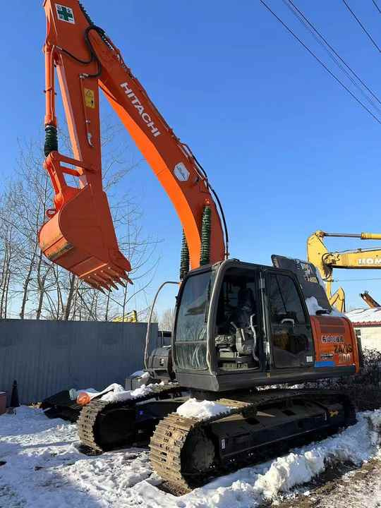 Original Japan Hitachi ZX200-3 Excavator Hitachi Excavator in Low Price for Hot Sale - Crawler excavator: picture 2 Original Japan Hitachi ZX200-3 Excavator Hitachi Excavator in Low Price for Hot Sale - Crawler excavator: picture 2