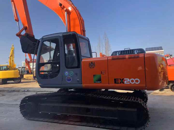 Original Japan Hitachi ZX200 Excavator Hitachi Excavator in Low Price for Hot Sale - Crawler excavator: picture 4 Original Japan Hitachi ZX200 Excavator Hitachi Excavator in Low Price for Hot Sale - Crawler excavator: picture 4