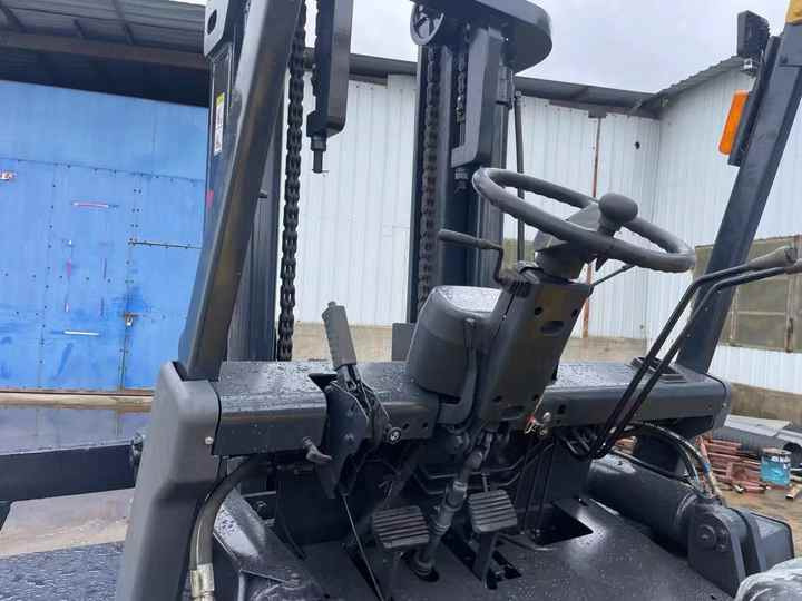 Seconh Hand Original tcm 7tons Forklift in High Quality on Hot Sale Used Building Construction Equipment for Sale - Forklift: picture 4 Seconh Hand Original tcm 7tons Forklift in High Quality on Hot Sale Used Building Construction Equipment for Sale - Forklift: picture 4