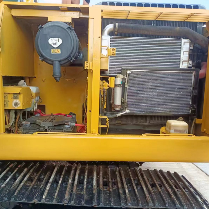 Used Caterpillar 320D Crawler Excavator Hot Sale Used Engineering & Construction Machinery - Crawler excavator: picture 5 Used Caterpillar 320D Crawler Excavator Hot Sale Used Engineering & Construction Machinery - Crawler excavator: picture 5