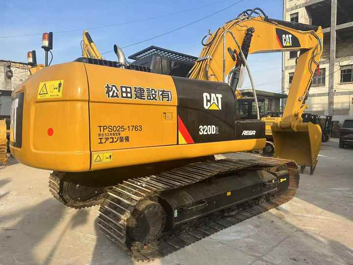 Used Caterpillar 320D Crawler Excavator in High QualityWaiting for Sale - Crawler excavator: picture 5 Used Caterpillar 320D Crawler Excavator in High QualityWaiting for Sale - Crawler excavator: picture 5