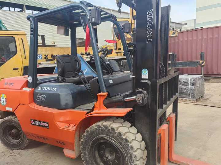 Used Japan Original Brand toyota 50 Forklift 3tons 5tons Forklift for Sale - Forklift: picture 2 Used Japan Original Brand toyota 50 Forklift 3tons 5tons Forklift for Sale - Forklift: picture 2
