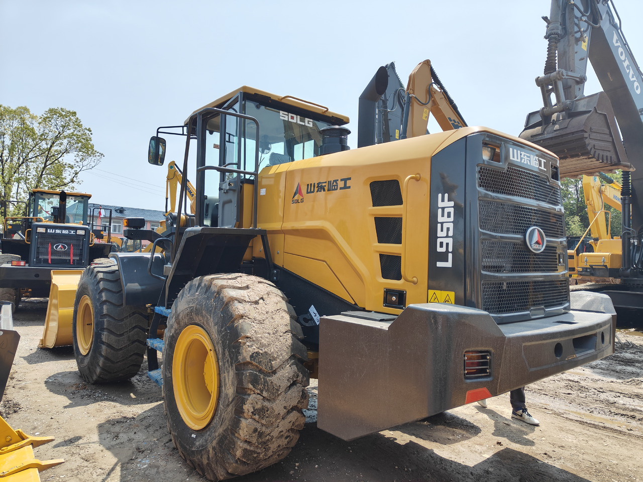 WHEEL LOADER USED Loaders SDLG LG956F WHEEL LOADER in China Machines for Sale - Wheel loader: picture 4 WHEEL LOADER USED Loaders SDLG LG956F WHEEL LOADER in China Machines for Sale - Wheel loader: picture 4
