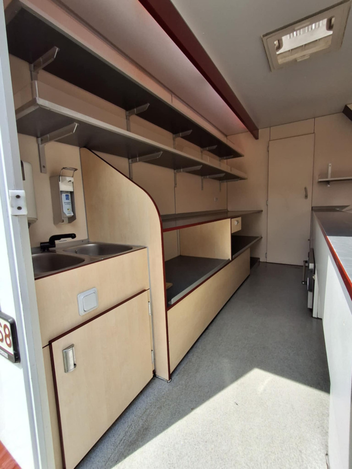 RENAULT MASTER - Refrigerated truck: picture 2 RENAULT MASTER - Refrigerated truck: picture 2