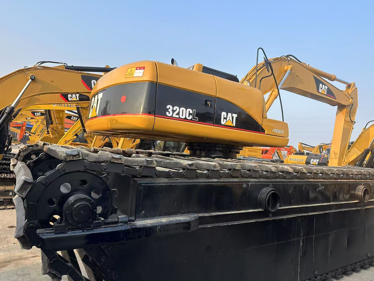 CATERPILLAR 320C Amphibious excavator - Amphibious excavator: picture 5 CATERPILLAR 320C Amphibious excavator - Amphibious excavator: picture 5