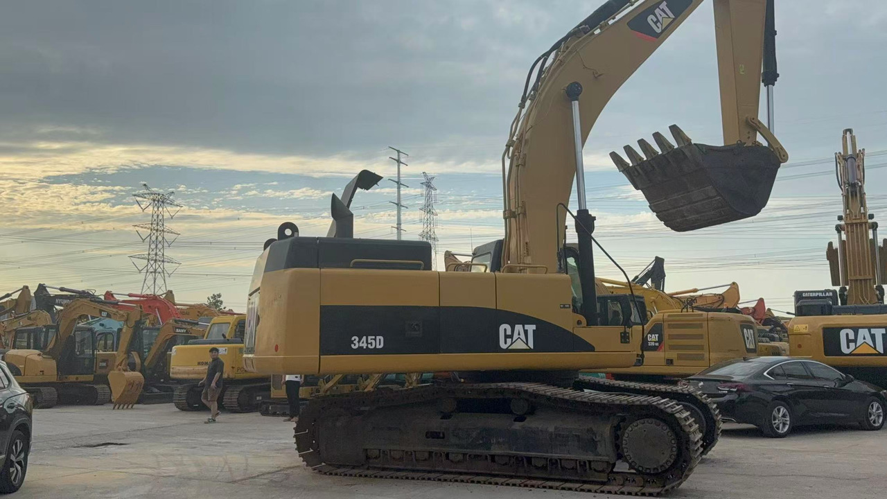 CATERPILLAR 345D - Crawler excavator: picture 5 CATERPILLAR 345D - Crawler excavator: picture 5