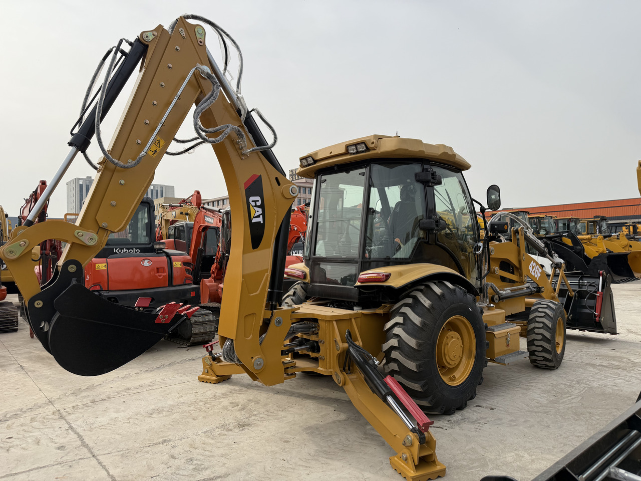 CATERPILLAR 426F - Backhoe loader: picture 4 CATERPILLAR 426F - Backhoe loader: picture 4