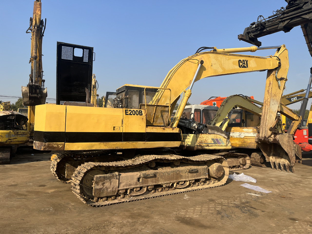 CATERPILLAR E200 - Crawler excavator: picture 5 CATERPILLAR E200 - Crawler excavator: picture 5