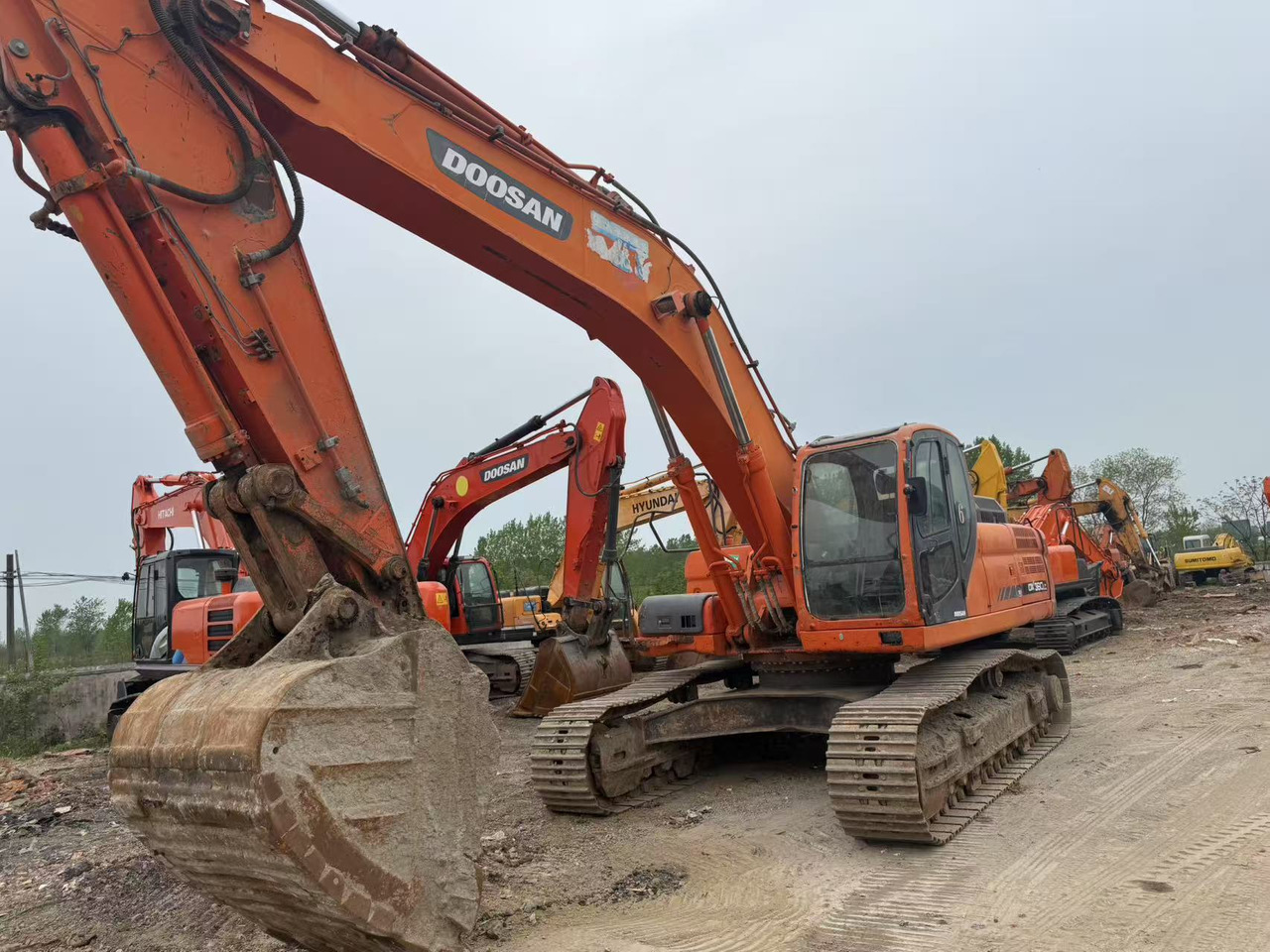 DOOSAN DX360LC - Crawler excavator: picture 1 DOOSAN DX360LC - Crawler excavator: picture 1