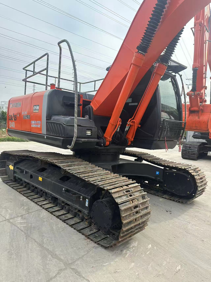 HITACHI ZX240-3G - Crawler excavator: picture 2 HITACHI ZX240-3G - Crawler excavator: picture 2