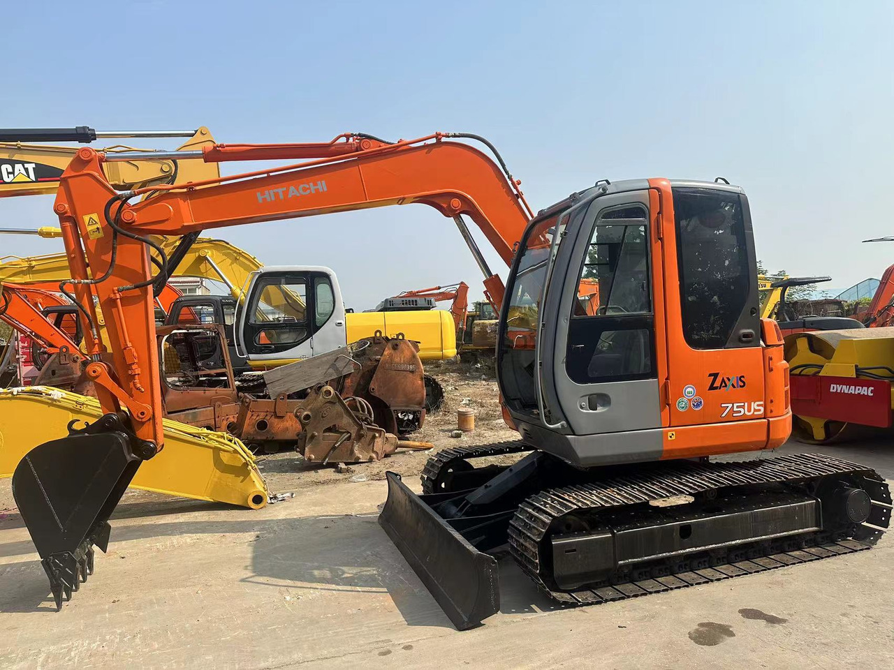 HITACHI ZX75 - Crawler excavator: picture 1 HITACHI ZX75 - Crawler excavator: picture 1