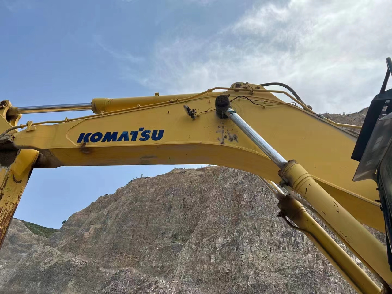 KOMATSU PC700 - Crawler excavator: picture 5 KOMATSU PC700 - Crawler excavator: picture 5