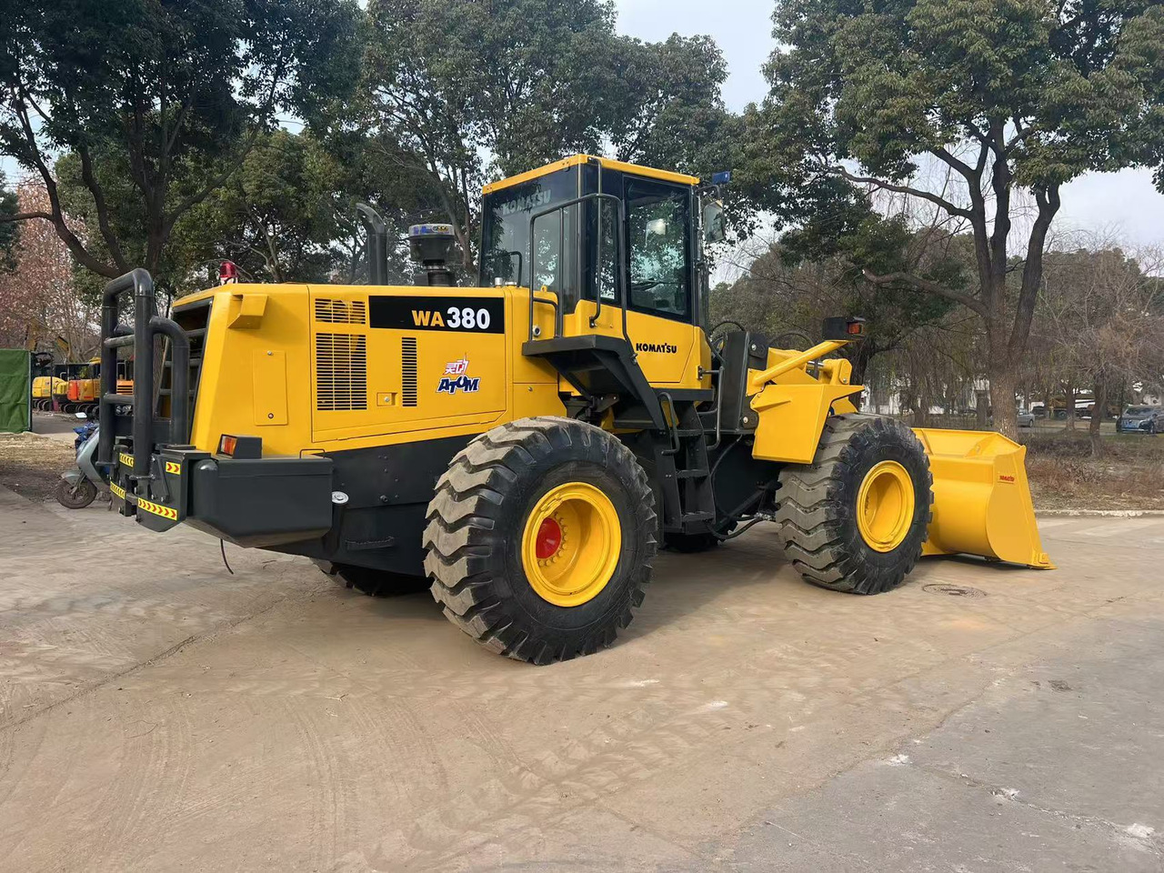 KOMATSU WA380-6 - Wheel loader: picture 1 KOMATSU WA380-6 - Wheel loader: picture 1