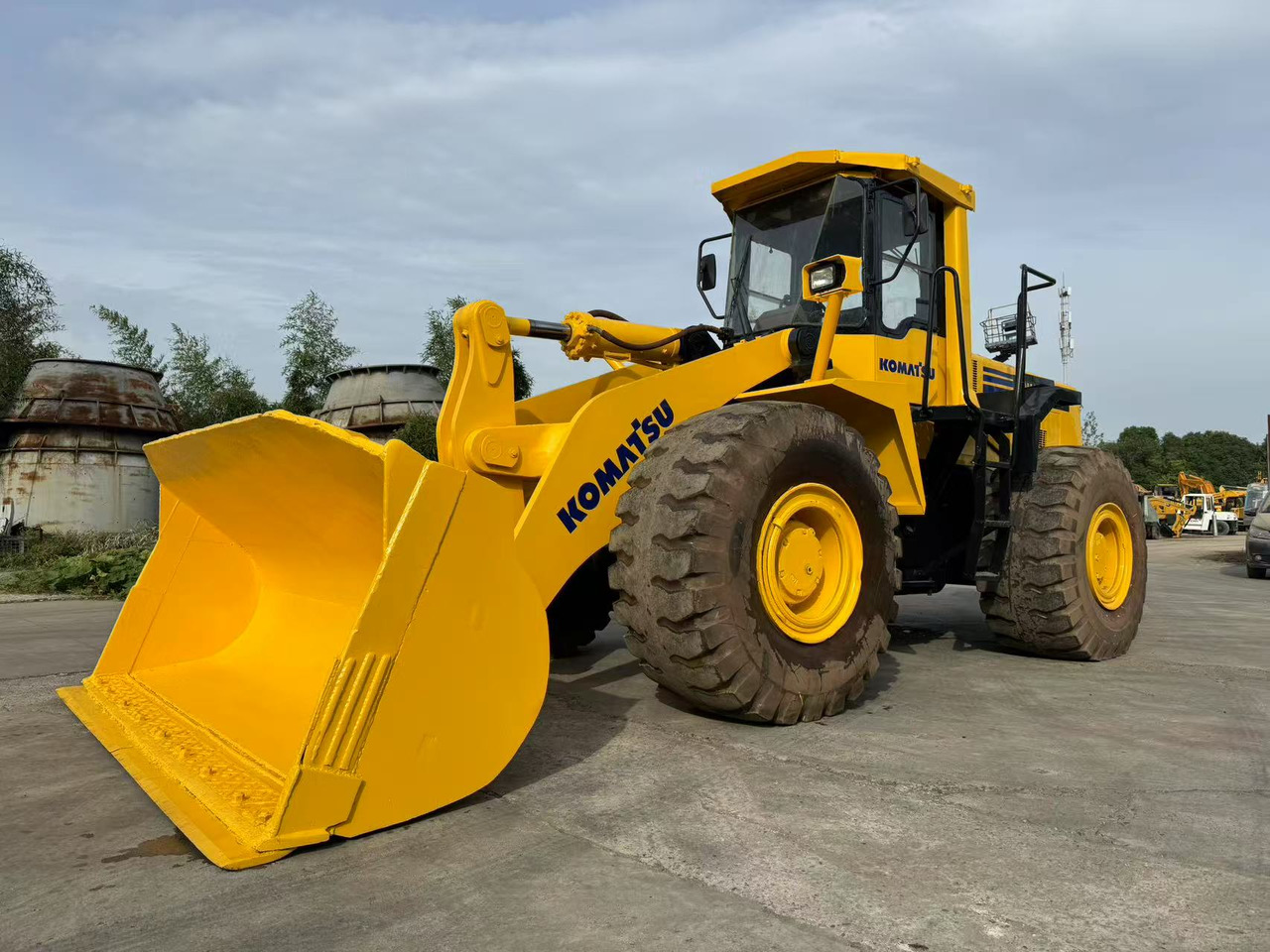 KOMATSU WA470-3 - Wheel loader: picture 4 KOMATSU WA470-3 - Wheel loader: picture 4