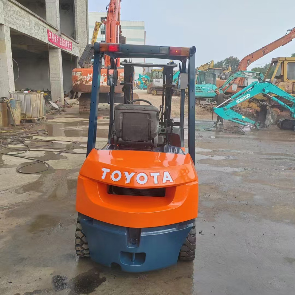 TOYOTA 62-7FD30 - Diesel forklift: picture 4 TOYOTA 62-7FD30 - Diesel forklift: picture 4