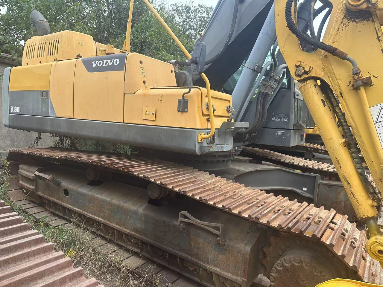 VOLVO EC380 - Crawler excavator: picture 3 VOLVO EC380 - Crawler excavator: picture 3