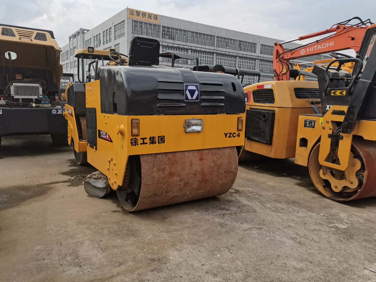 XCMG YZC4 - Road roller: picture 3 XCMG YZC4 - Road roller: picture 3
