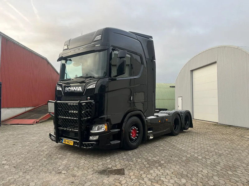 Scania S580 V8 NGS S580 v8 - Tractor unit: picture 3 Scania S580 V8 NGS S580 v8 - Tractor unit: picture 3