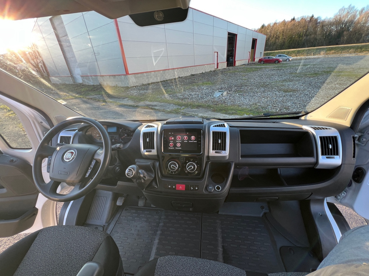 FIAT Ducato Benne + Coffre 2.3L 160 ch - Tipper van: picture 3 FIAT Ducato Benne + Coffre 2.3L 160 ch - Tipper van: picture 3