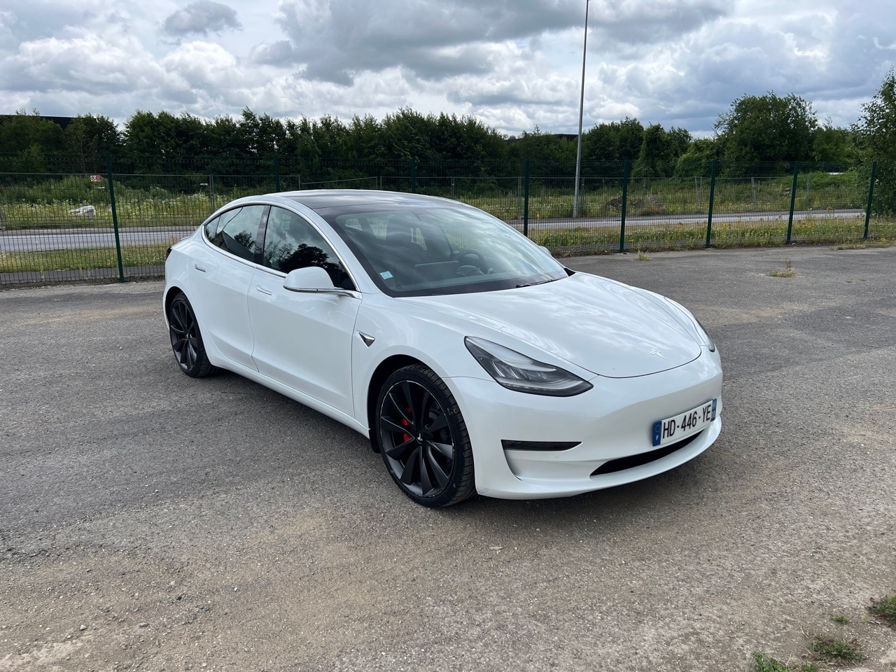 TESLA Model 3 Performance Dual Motor FSD 3 Autopilot - Saloon car: picture 4 TESLA Model 3 Performance Dual Motor FSD 3 Autopilot - Saloon car: picture 4
