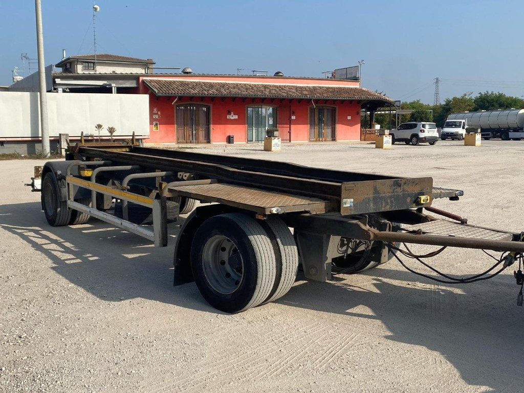 Leasing of CARDI RIMORCHIO CARDI SCARRABILE PNEUMATICO CARDI RIMORCHIO CARDI SCARRABILE PNEUMATICO: picture 6