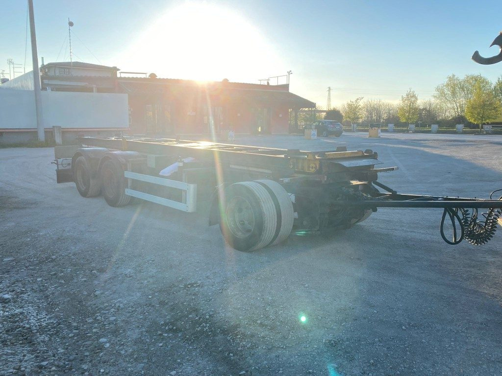 Leasing of CARDI RIMORCHIO CARDI SCARRABILE RIBALTABILE PNEUMATICO CARDI RIMORCHIO CARDI SCARRABILE RIBALTABILE PNEUMATICO: picture 6