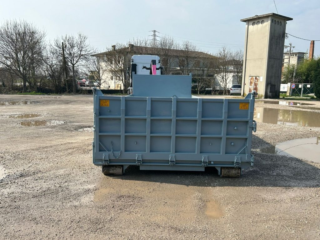 CONTAINER NUOVO A PIANALE CON SPONDE IN TR5 - Roll-off container: picture 5 CONTAINER NUOVO A PIANALE CON SPONDE IN TR5 - Roll-off container: picture 5