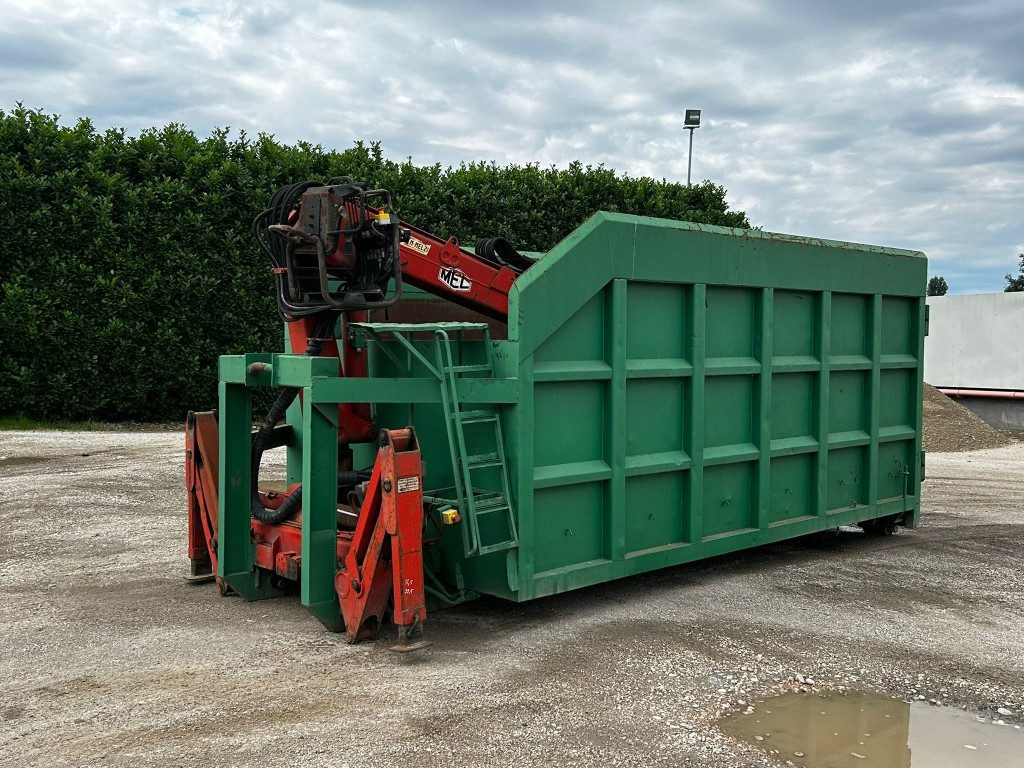 CONTAINER SCARRABILE USATO A CIELO APERTO + GRU - Roll-off container: picture 1 CONTAINER SCARRABILE USATO A CIELO APERTO + GRU - Roll-off container: picture 1