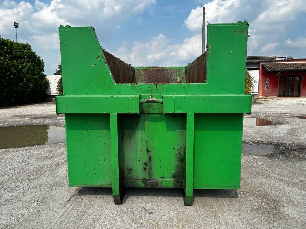 CONTAINER SCARRABILE USATO CON COPERCHIO - Roll-off container: picture 3 CONTAINER SCARRABILE USATO CON COPERCHIO - Roll-off container: picture 3
