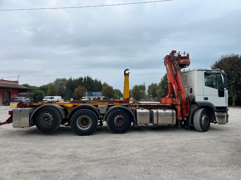 IVECO 260E43 EUROTECH USATO SCARRABILE CON GRU - Hook lift truck: picture 4 IVECO 260E43 EUROTECH USATO SCARRABILE CON GRU - Hook lift truck: picture 4