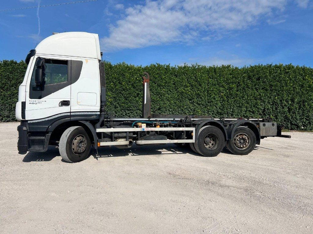 IVECO STRALIS 460 SCARRABILE - Hook lift truck: picture 1 IVECO STRALIS 460 SCARRABILE - Hook lift truck: picture 1