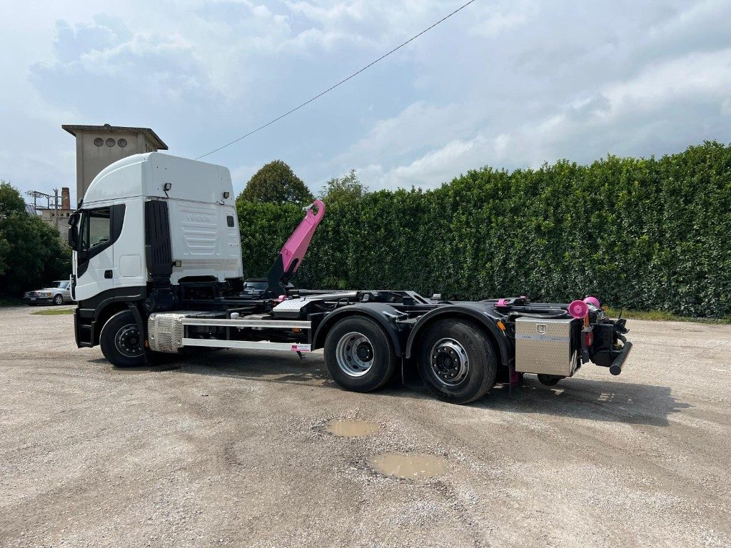 IVECO STRALIS 510 SCARRABILE - Hook lift truck: picture 4 IVECO STRALIS 510 SCARRABILE - Hook lift truck: picture 4