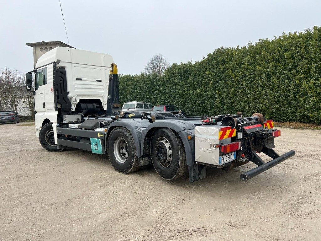 MAN TGX 26.500 USATO SCARRABILE 6X2 - Hook lift truck: picture 3 MAN TGX 26.500 USATO SCARRABILE 6X2 - Hook lift truck: picture 3